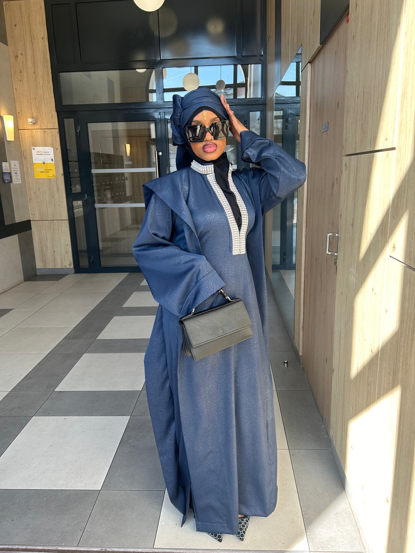 Robe Zahra